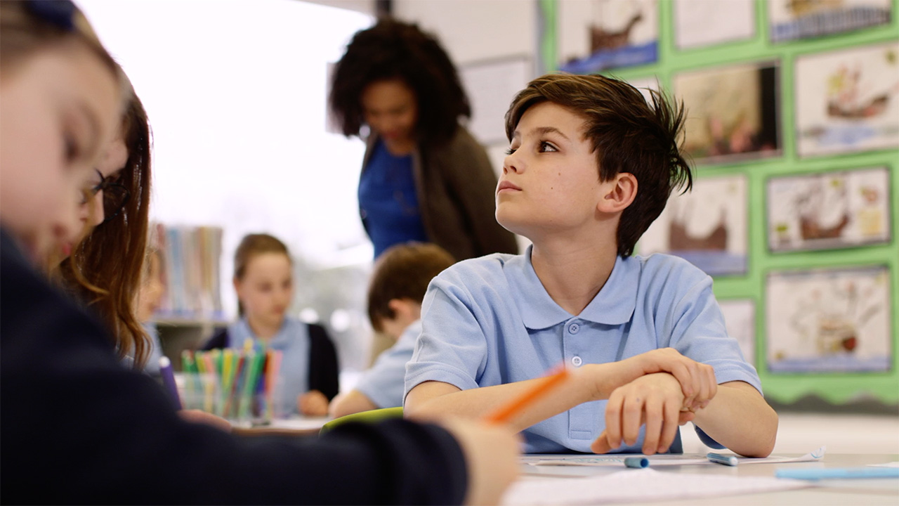 Enfant en classe